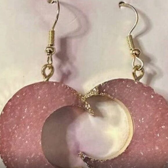 NEW Pink Quartz Crescent Moon Earrings - Picture 1 of 4